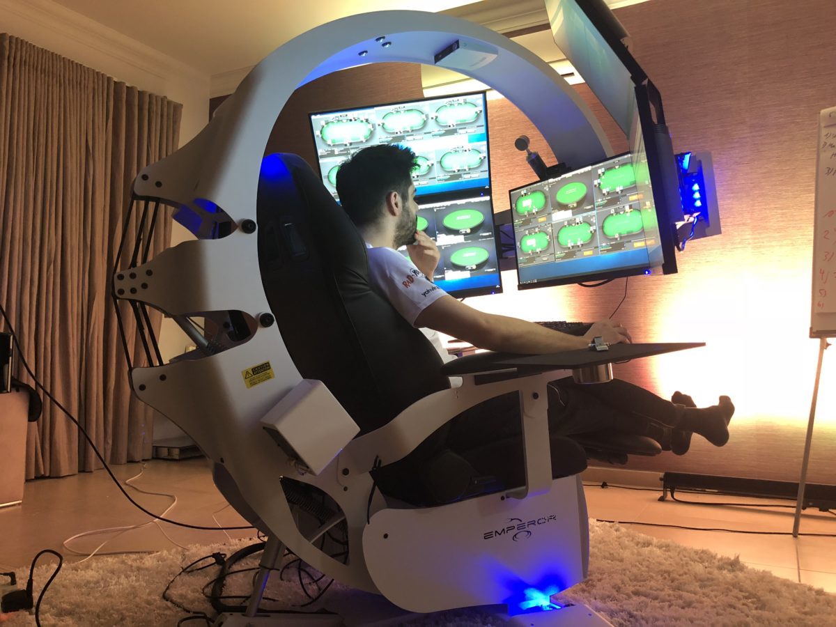 Les meilleurs logiciels de poker : Optimisez votre jeu avec ces outils indispensables